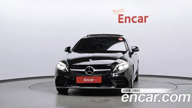 Mercedes-Benz C-Class 2023 — фото 3
