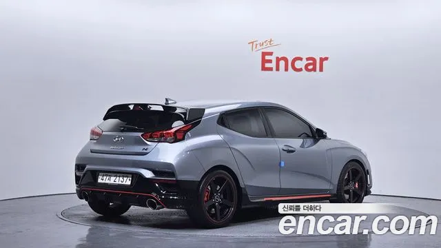 Hyundai Veloster 2019 — фото 2