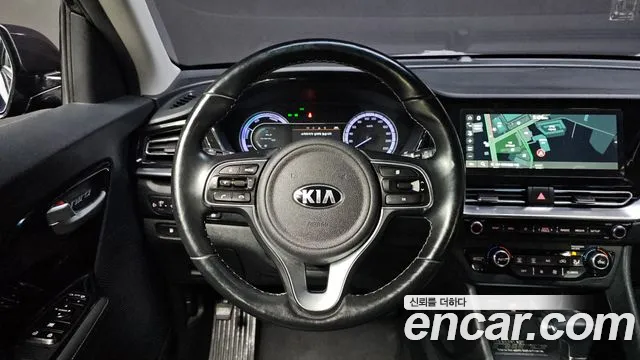 Kia Niro 2020 — фото 13