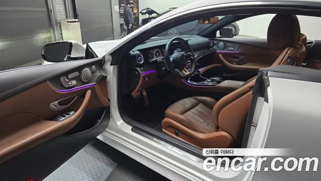 Mercedes-Benz E-Class 2018 — фото 10