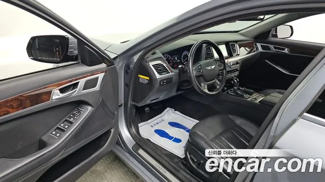 Hyundai Genesis 2014 — фото 10