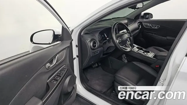 Hyundai Kona 2020 — фото 10