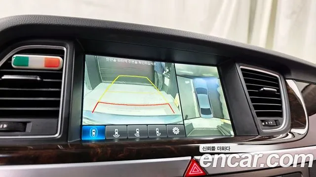 Hyundai Genesis 2016 — фото 15