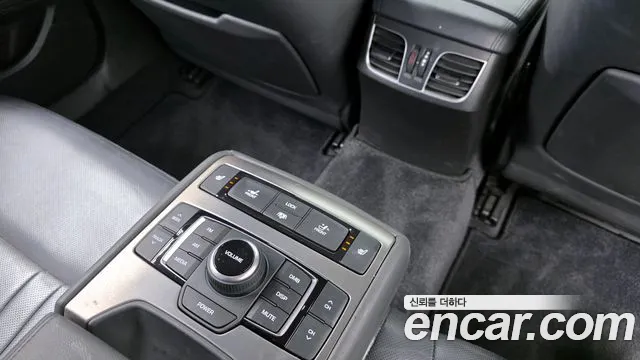 Hyundai Genesis 2016 — фото 19