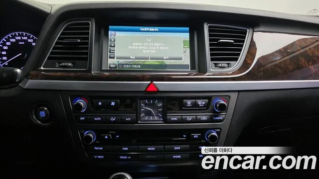 Hyundai Genesis 2015 — фото 14