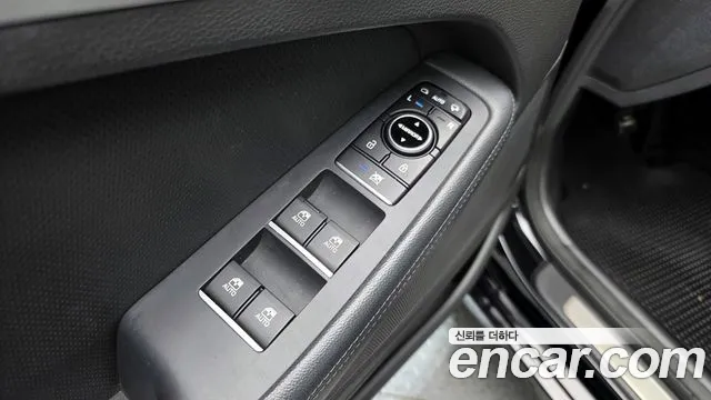Hyundai Genesis 2015 — фото 17