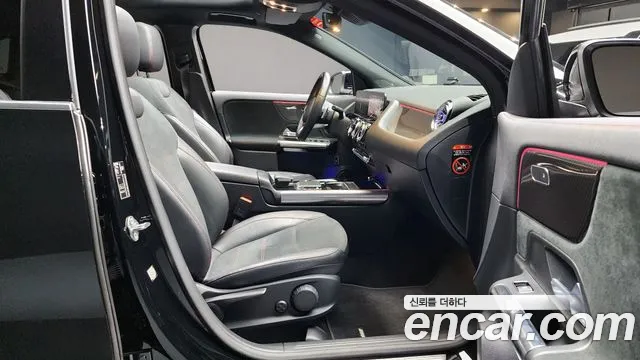 Mercedes-Benz GLA-Class 2022 — фото 10