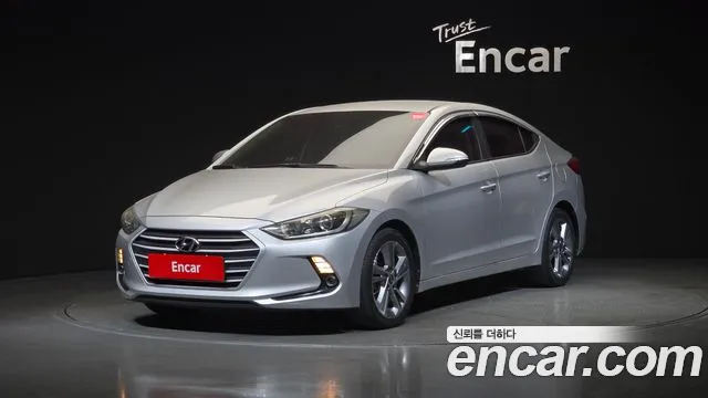 Hyundai AVANTE 2018 — фото 1