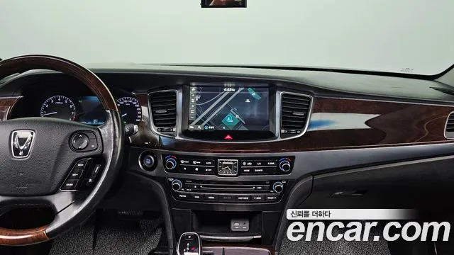 Hyundai Equus 2015 — фото 16