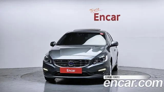 Volvo S60 2018 — фото 3