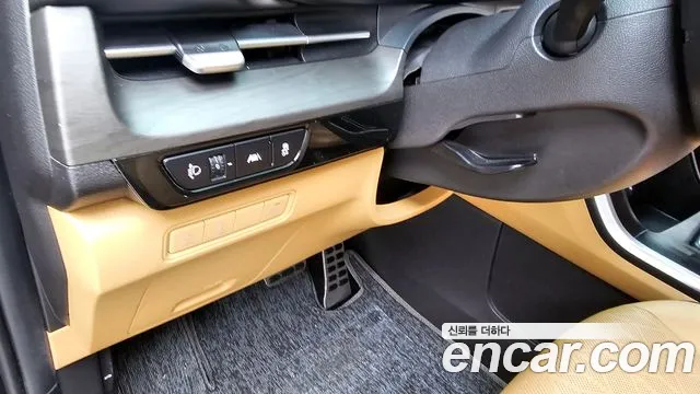 Kia Canival 2022 — фото 15