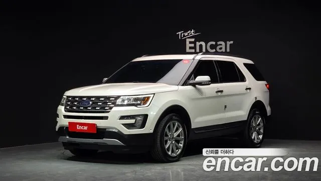 Ford Explorer 2016 — фото 1
