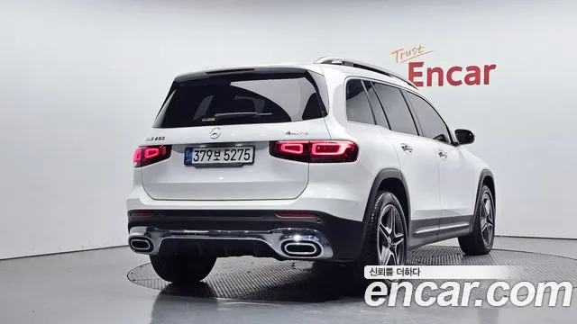 Mercedes-Benz GLB-Class 2022 — фото 2