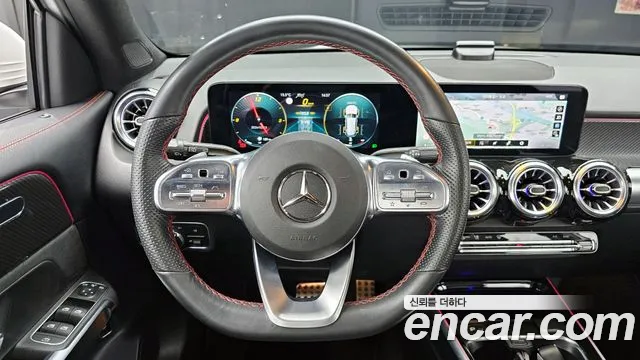 Mercedes-Benz GLB-Class 2022 — фото 14
