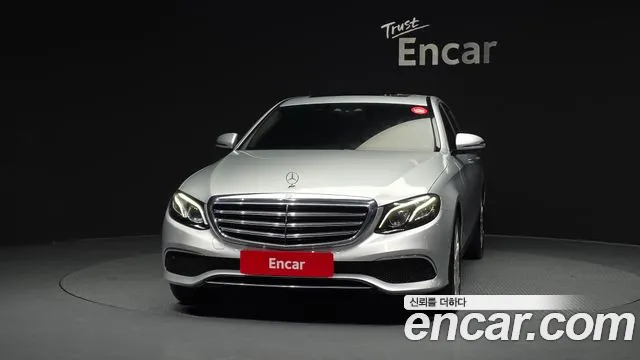 Mercedes-Benz E-Class 2017 — фото 3
