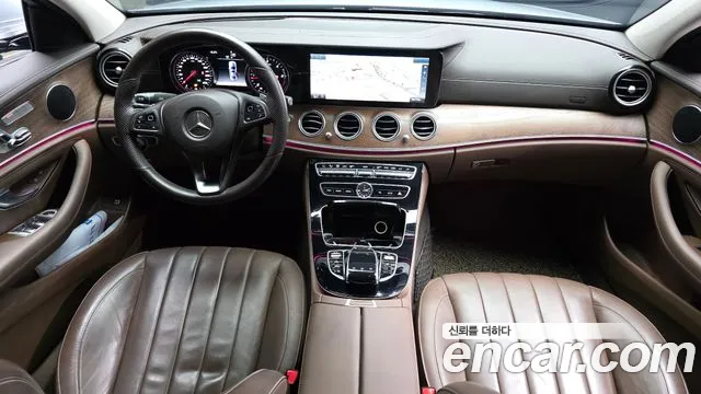 Mercedes-Benz E-Class 2017 — фото 7