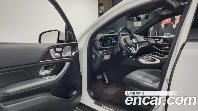 Mercedes-Benz GLE-Class 2020 — фото 10