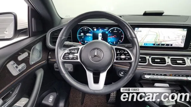 Mercedes-Benz GLE-Class 2020 — фото 13