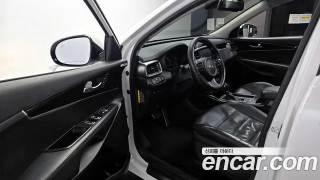 Kia Sorento 2017 — фото 10