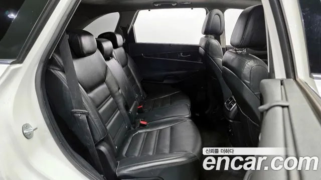 Kia Sorento 2017 — фото 12