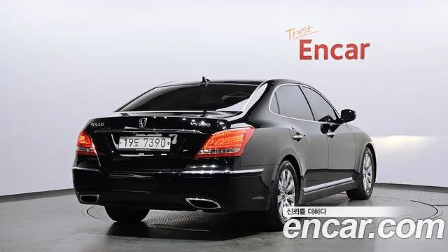 Hyundai Equus 2012 — фото 2