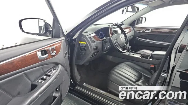 Hyundai Equus 2012 — фото 11