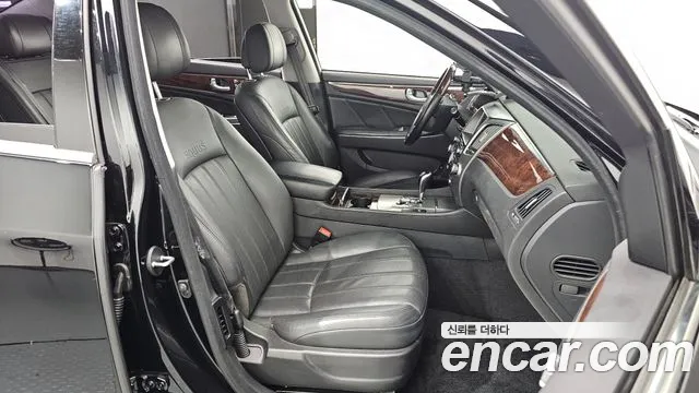 Hyundai Equus 2012 — фото 13