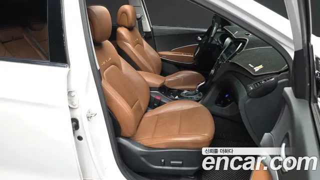 Hyundai Santafe 2016 — фото 11