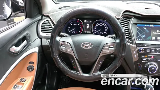 Hyundai Santafe 2016 — фото 13