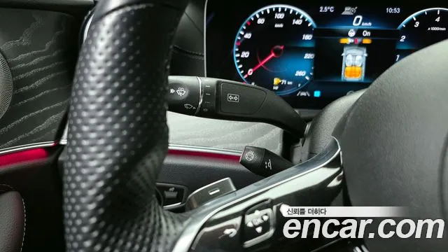 Mercedes-Benz E-Class 2022 — фото 16