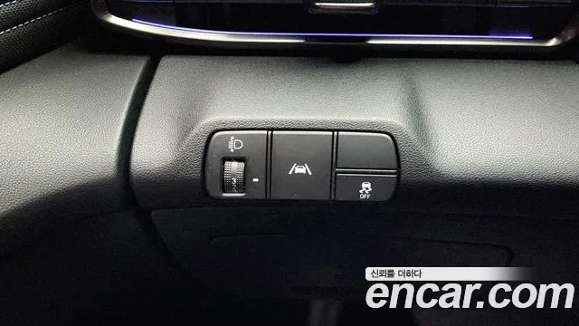 Hyundai AVANTE 2022 — фото 20