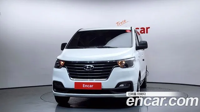 Hyundai Starex 2021 — фото 3
