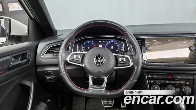 Volkswagen T-Roc 2021 — фото 13