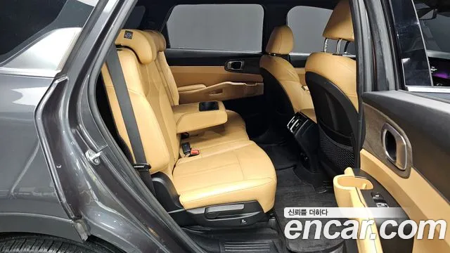 Kia Sorento 2021 — фото 11