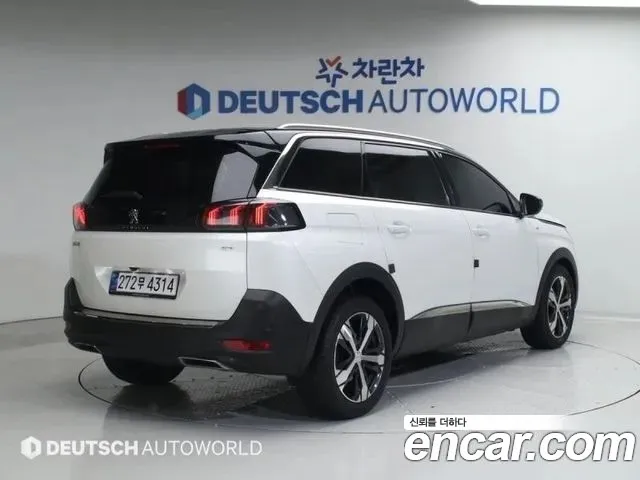 Peugeot 5008 2023 — фото 2