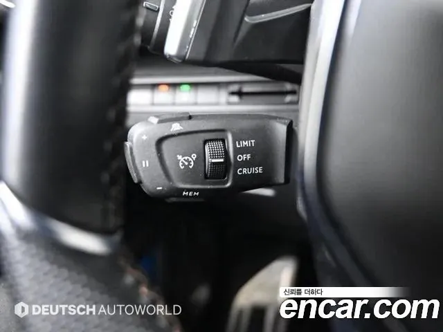 Peugeot 5008 2023 — фото 10