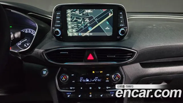 Hyundai Santafe 2019 — фото 15
