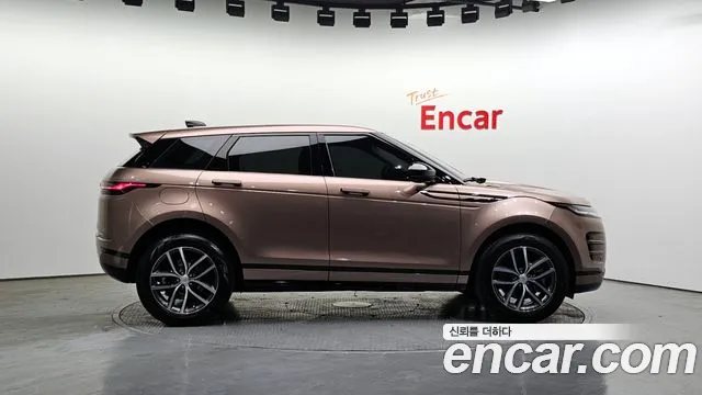 Land Rover Range Rover Evoque 2025 — фото 6