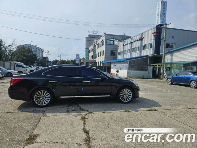 Hyundai Equus 2015 — фото 8