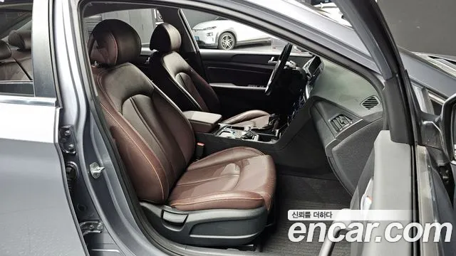 Hyundai Sonata 2017 — фото 10