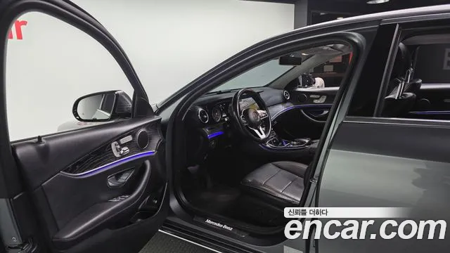 Mercedes-Benz E-Class 2019 — фото 10