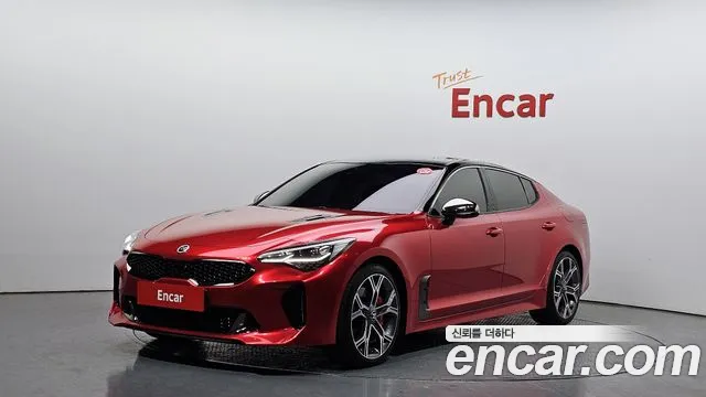 Kia Stinger 2020 — фото 1