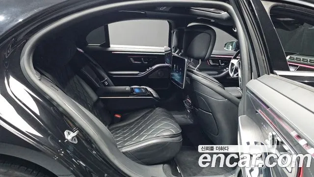 Mercedes-Benz S-Class 2022 — фото 12