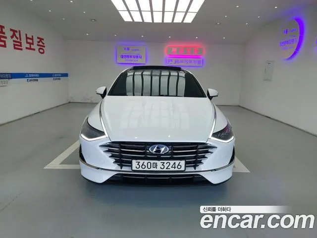 Hyundai Sonata 2020 — фото 1