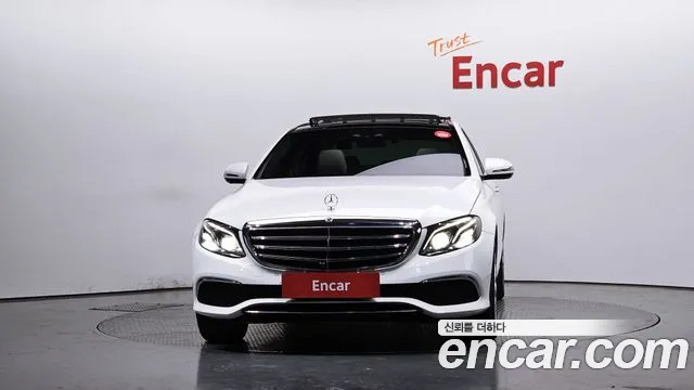 Mercedes-Benz E-Class 2017 — фото 3