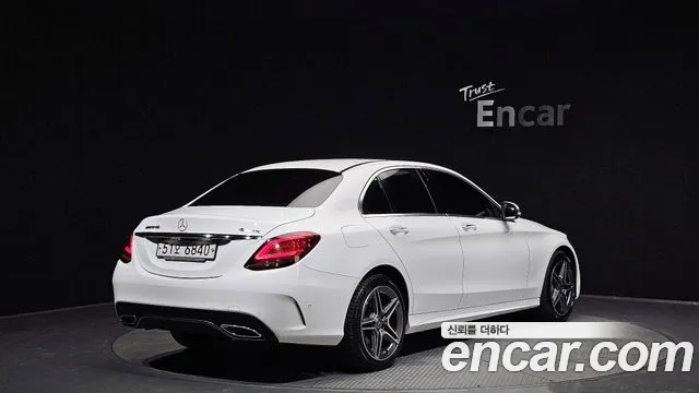 Mercedes-Benz C-Class 2019 — фото 2