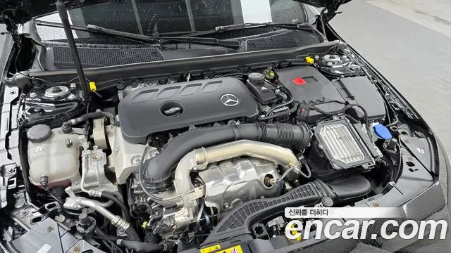 Mercedes-Benz A-Class 2025 — фото 6