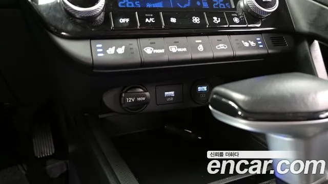 Hyundai AVANTE 2021 — фото 19