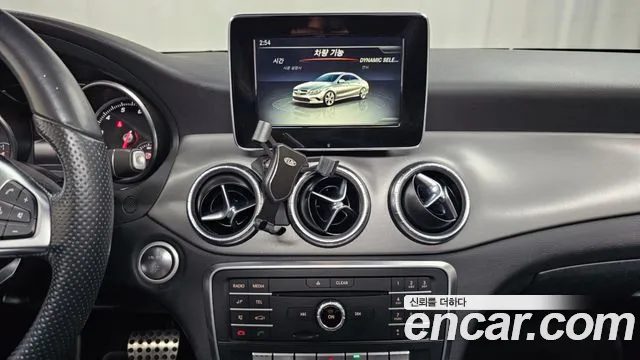 Mercedes-Benz CLA-Class 2018 — фото 14