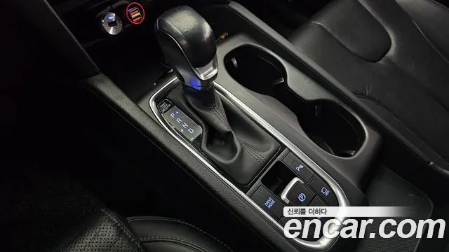 Hyundai Santafe 2020 — фото 9
